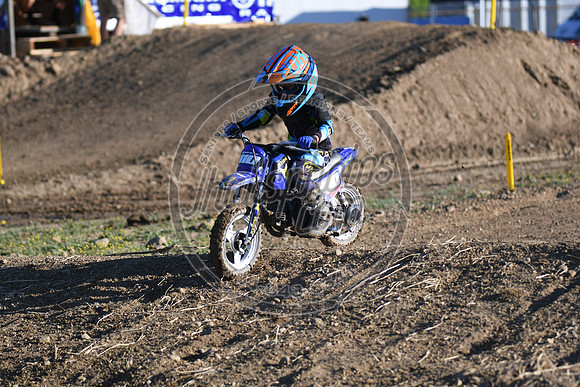 JH0_4066