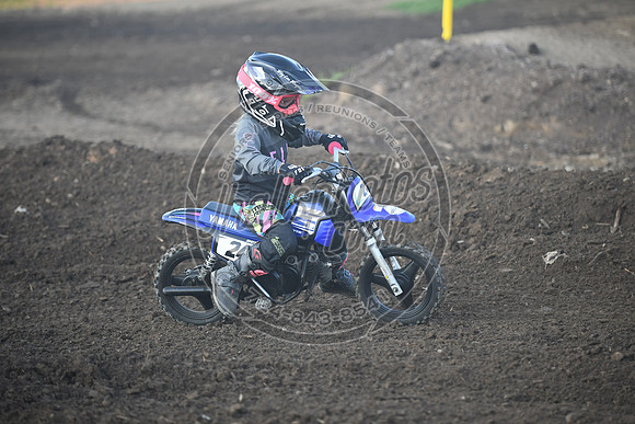 JH9_7244