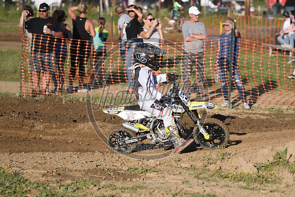JH0_4886